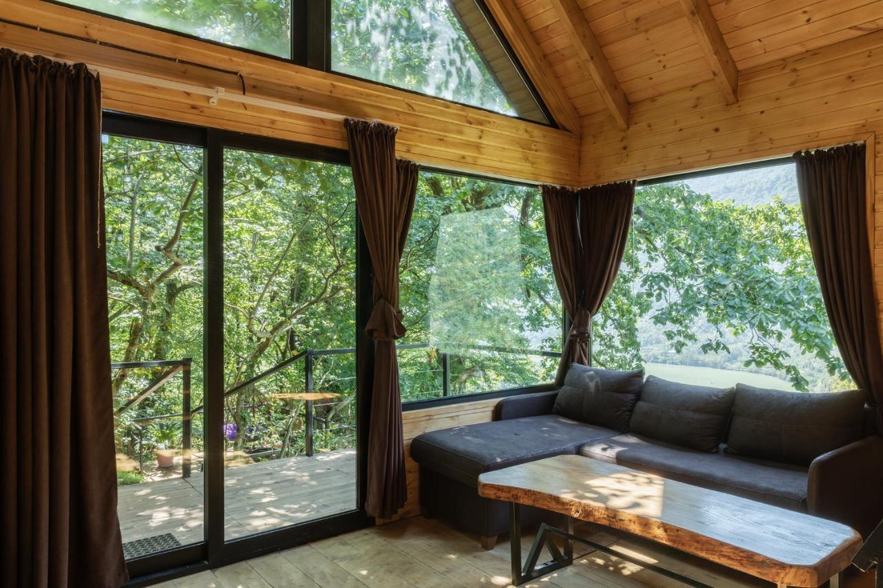 Woodpecker Ვუდფექერი Villa บาทูมิ ภายนอก รูปภาพ